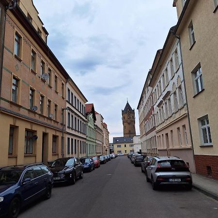 Schoene Zwei-Zimmer-Wohnung "W2" Mit 4 Einzelbetten Und Wlan In Zwenkau Bei Leipzig Im Neuseenland エクステリア 写真
