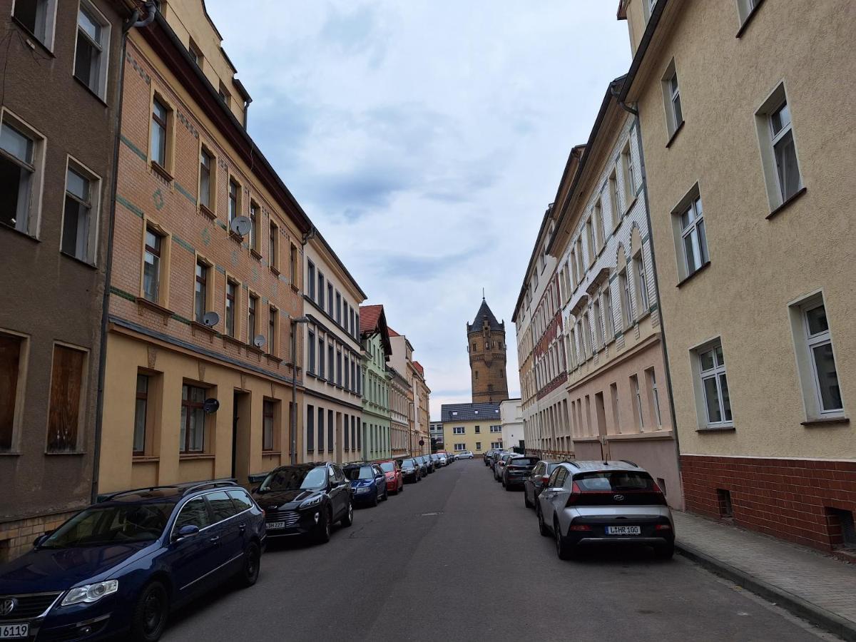 Schoene Zwei-Zimmer-Wohnung "W2" Mit 4 Einzelbetten Und Wlan In Zwenkau Bei Leipzig Im Neuseenland エクステリア 写真